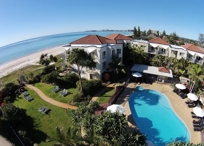 Golden Riviera Absolute Beachfront Resort